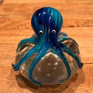 HANDBLOWN GLASS OCTOPUS SEA ANIMAL OCEAN PAPER WEIGHT AQUARIUM DISPLAY